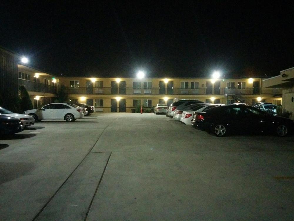 Portofino Inn Burbank Exterior photo