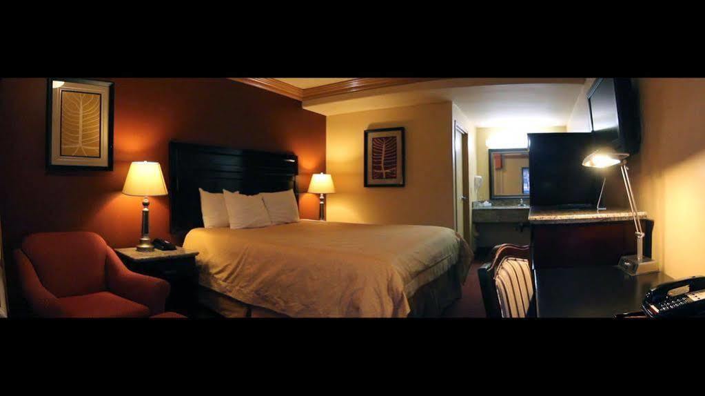 Portofino Inn Burbank Exterior photo