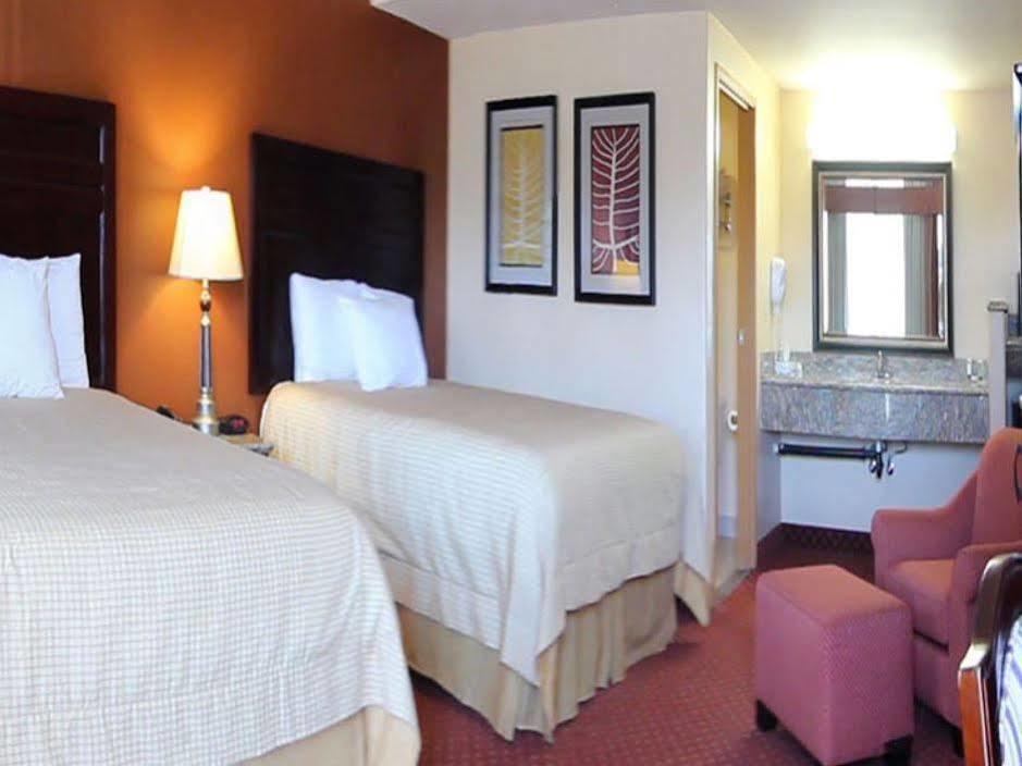 Portofino Inn Burbank Exterior photo